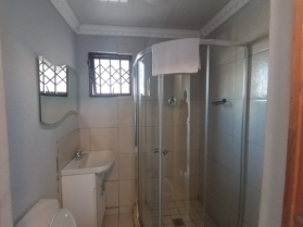 10 Bedroom Property for Sale in Quigney Eastern Cape